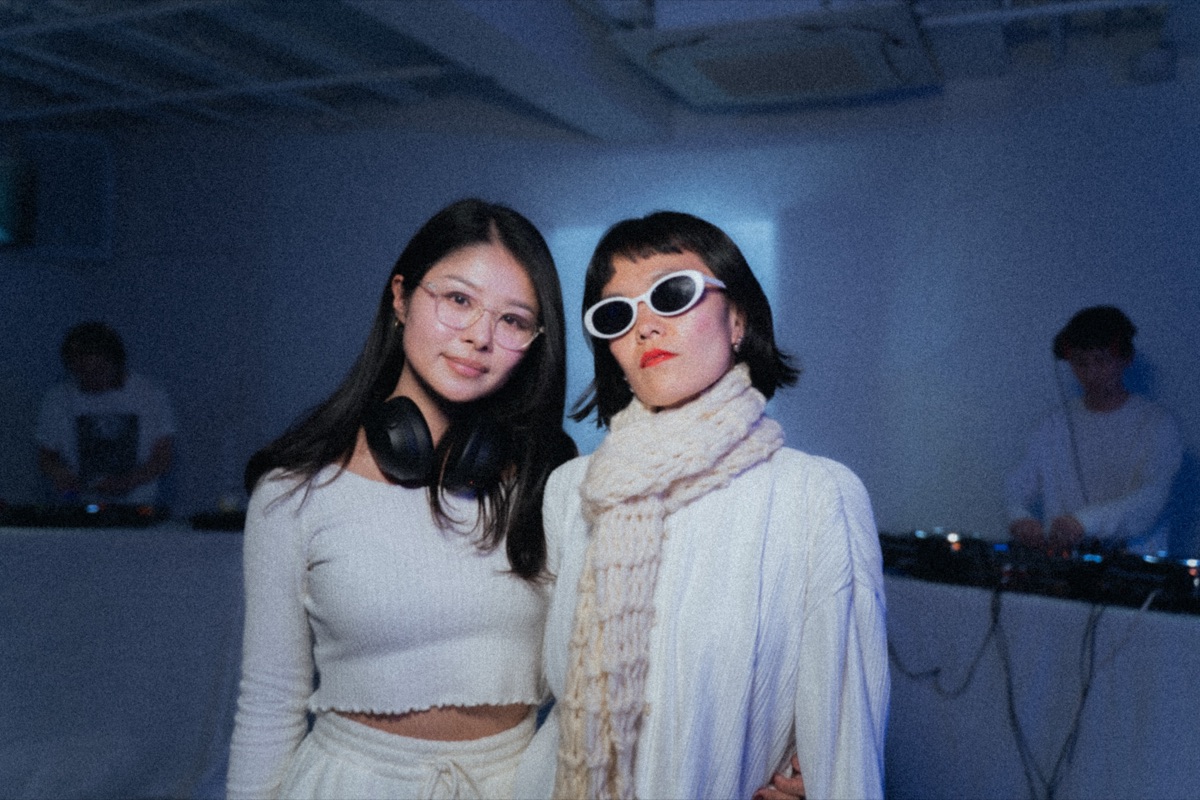 Vol.01 — two guests in white