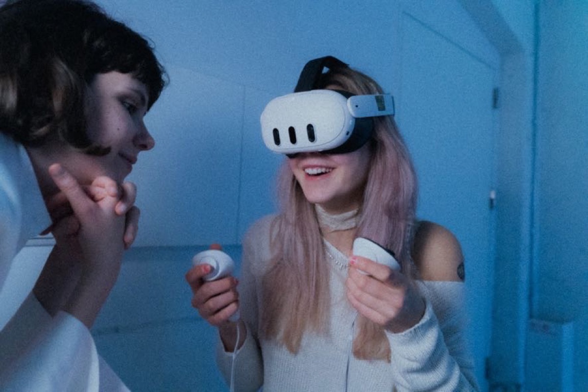 Vol.01 — VR bar